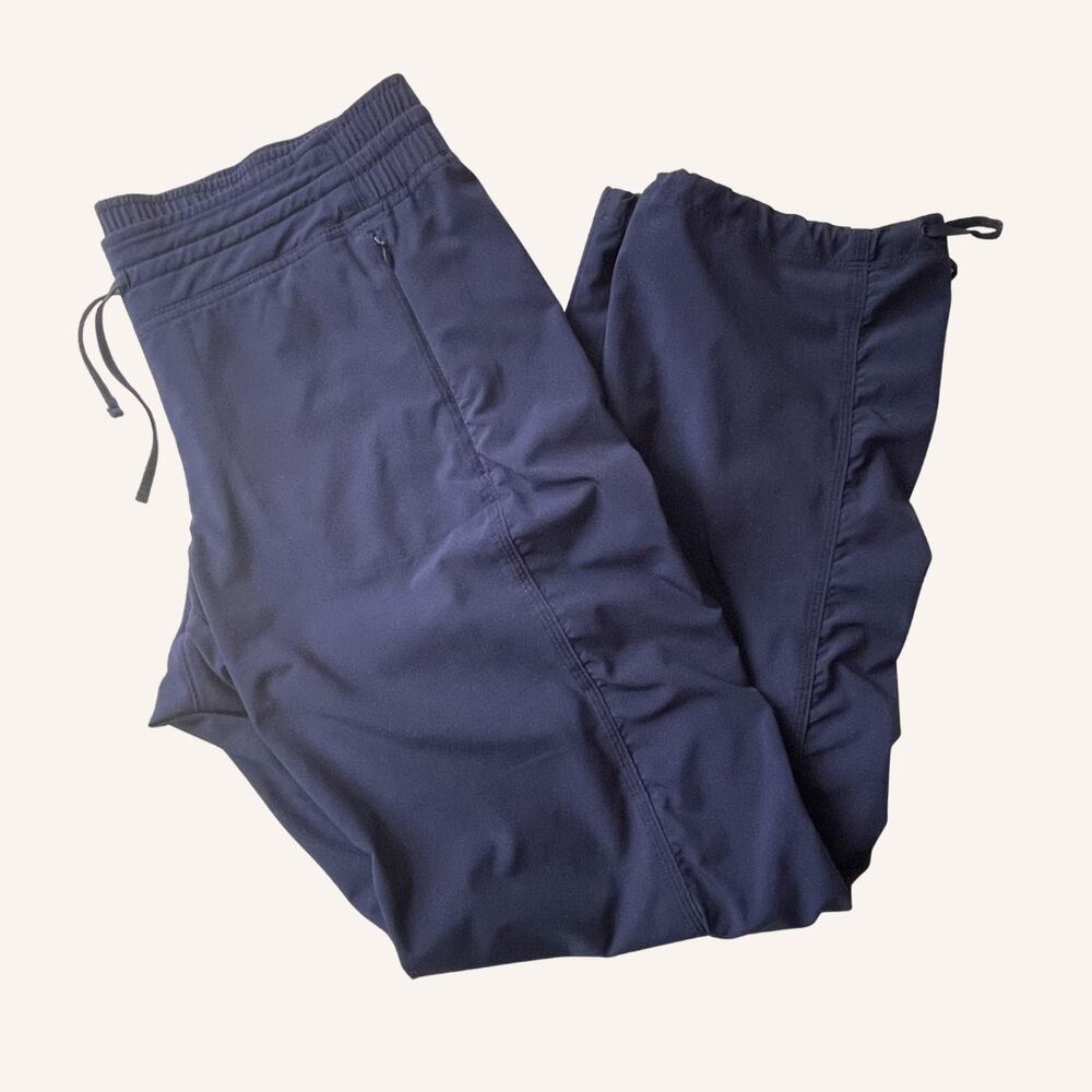 ATHLETA pants, navy blue drawstring zippered pockets size 10 EUC
